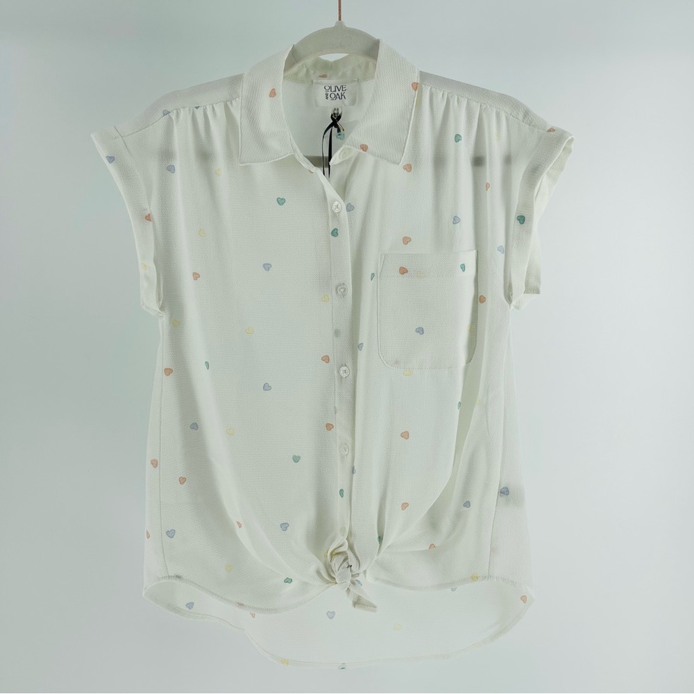 Olive & Oak Retro White Heart Print Button-Down Blouse, NWT, Women’s XS